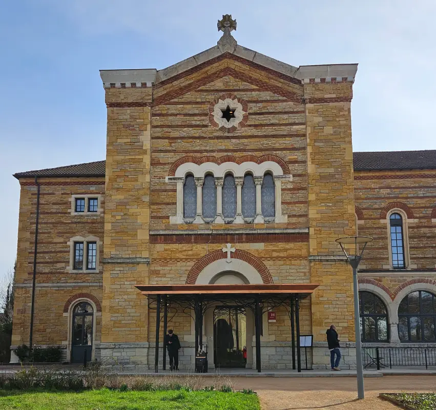 hôtel fourvière lyon façade ancien couvent entrée christelle lefresne
