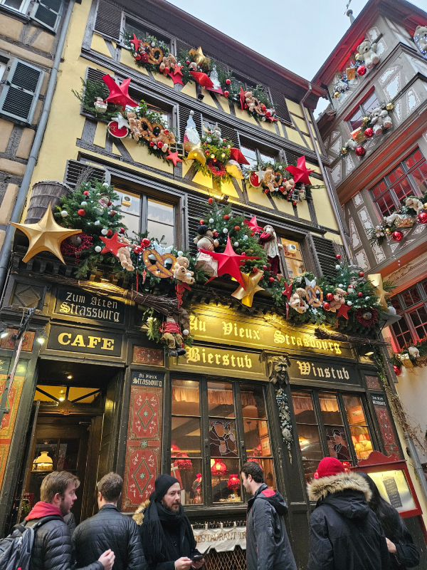 au vieux strasbourg restaurant typique centre ville winstu choucroute christelle lefresne