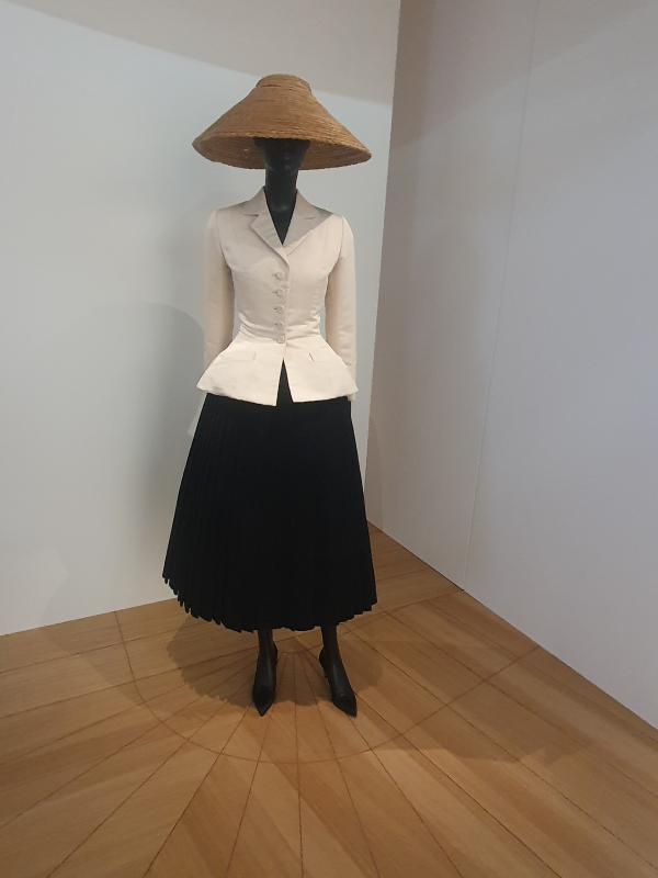 galerie dior visite paris mode histoire christelle lefresne