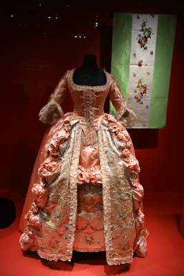 la mode au xviiième siècle palais galliera un héritage fantasmé mode paris christelle lefresne (6)