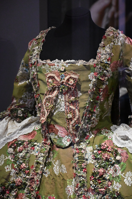 la mode au xviiième siècle palais galliera un héritage fantasmé mode paris christelle lefresne