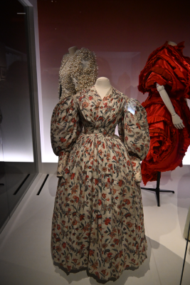 tisser, broder, sublimer les savoirs faire de la mode palais galliera un héritage fantasmé mode paris christelle lefresne (5)