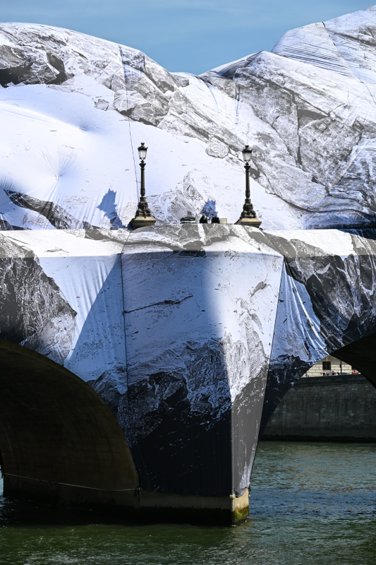 la caverne du pont neuf oeuvre ephémère hommage paris jr christelle lefresne (3)
